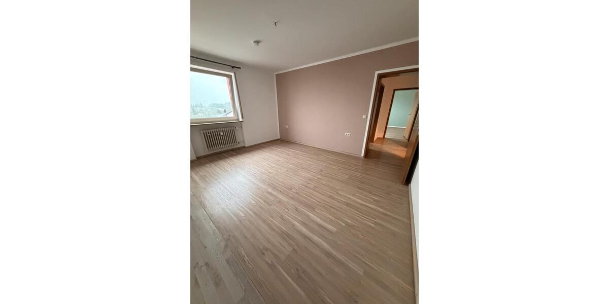 Etagenwohnung Hof Neuhof - 2 Zimmer, 70 m&sup2;, 125.000&euro; | Angebot:27300341