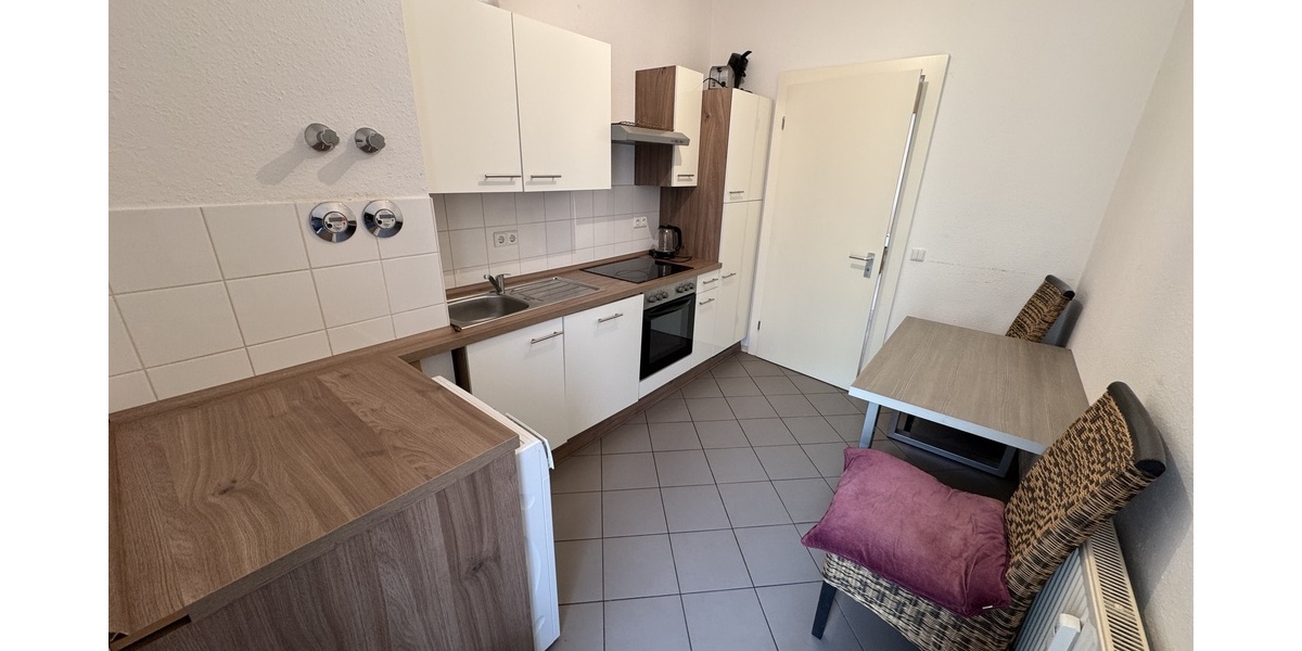 Direkte Innenstadtlage! möblierte 2 Zimmerwohnung mit Balkon! - Etagenwohnung Gera Debschwitz | Angebot:26876779