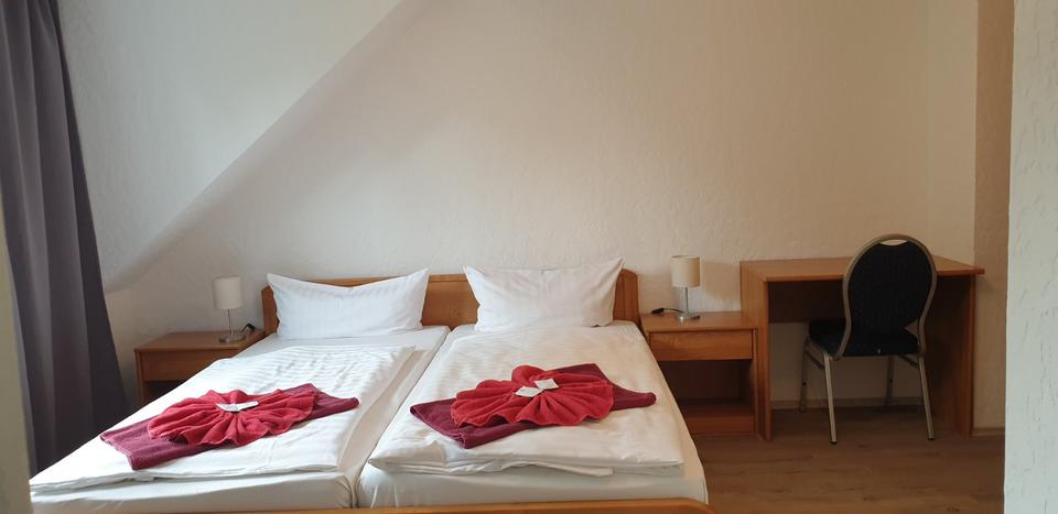 Dachgeschoßwohnung Berlin Reinickendorf - 2 Zimmer, 45 m&sup2;, 1.200&euro; | Angebot:25477896