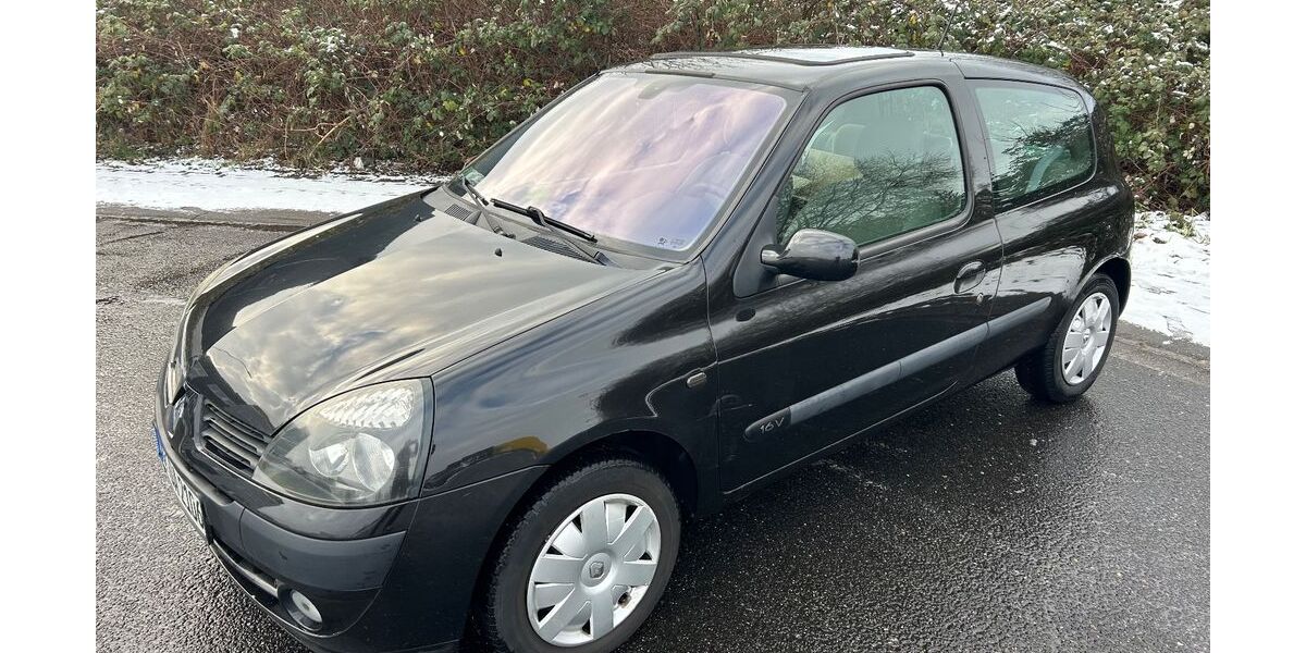 Renault Clio 270.000 km 1.350 &euro; Mönchengladbach 41199