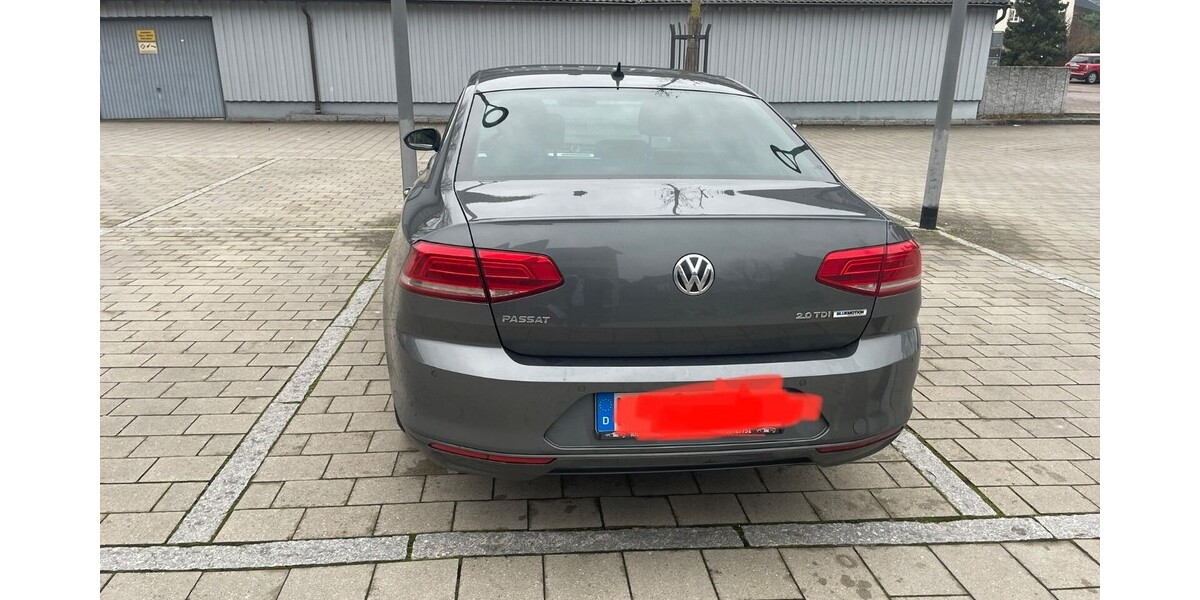 VW Passat (Typ 3C) 166.000 km 12.000 &euro; Bad Mergentheim 97980