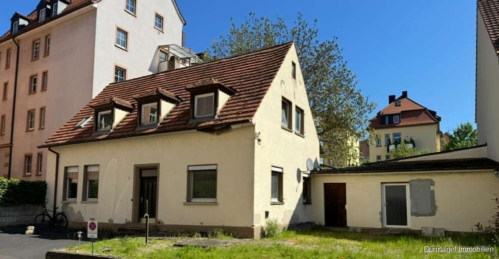 Haus zum Kaufen in Würzburg 319.000 € 126 m²