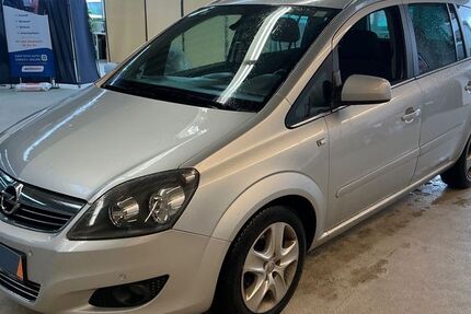 Opel Zafira 175.000 km 4.150 &euro; FRANKFURT 65933