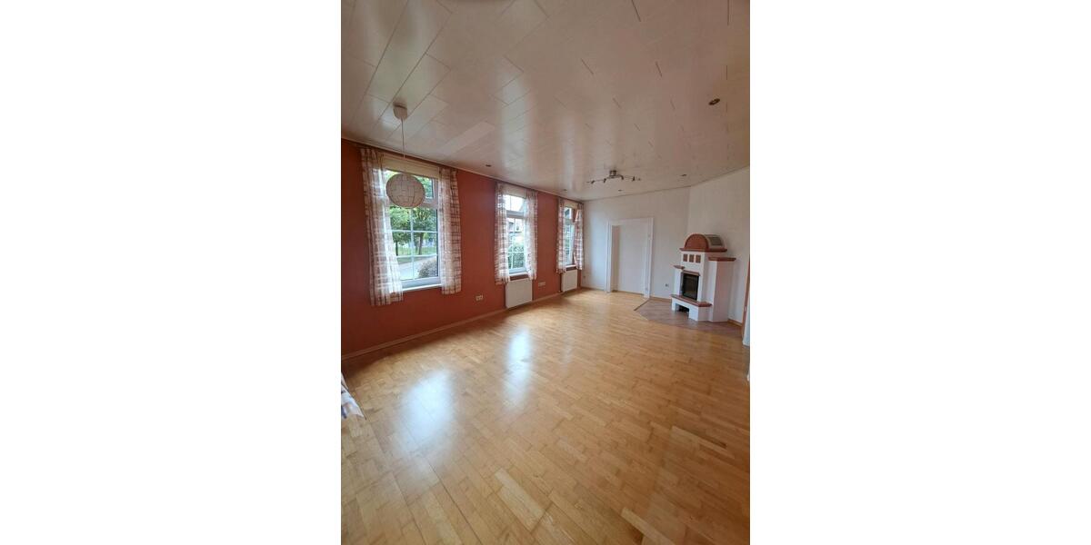 Mehrfamilienhaus, Wohnhaus Hankensbüttel - 12 Zimmer, 220 m&sup2;, 185.000&euro; | Angebot:26875547