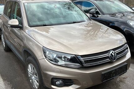 VW Tiguan 97.800 km 11.890 &euro; Raubling 83064