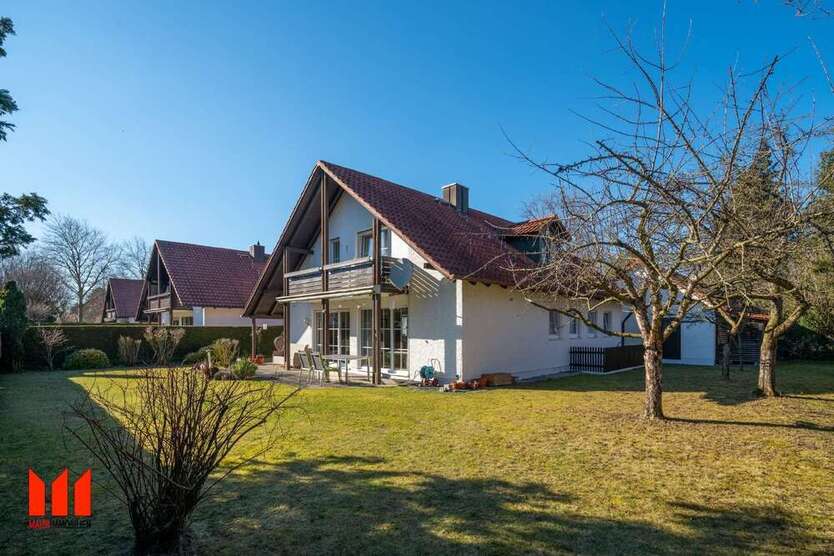 Haus zum Kaufen in Neufahrn 1.399.000 € 227.82 m²