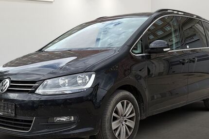 VW Sharan 251.954 km 8.499 &euro; Berlin 12681