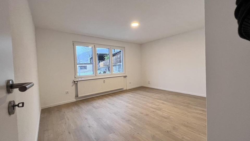 Doppelhaushälfte Weilheim - 5.5 Zimmer, 173 m&sup2;, 1.750&euro; | Angebot:25433219