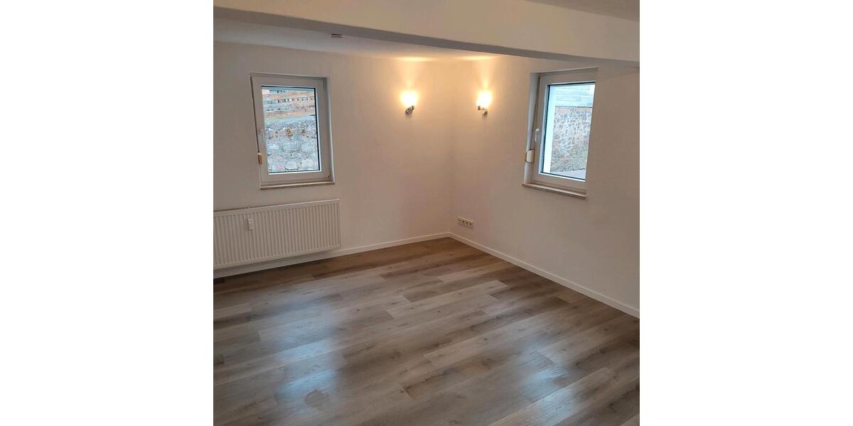 Einfamilienhaus Lollar - 3 Zimmer, 86 m&sup2;, 900&euro; | Angebot:26304001