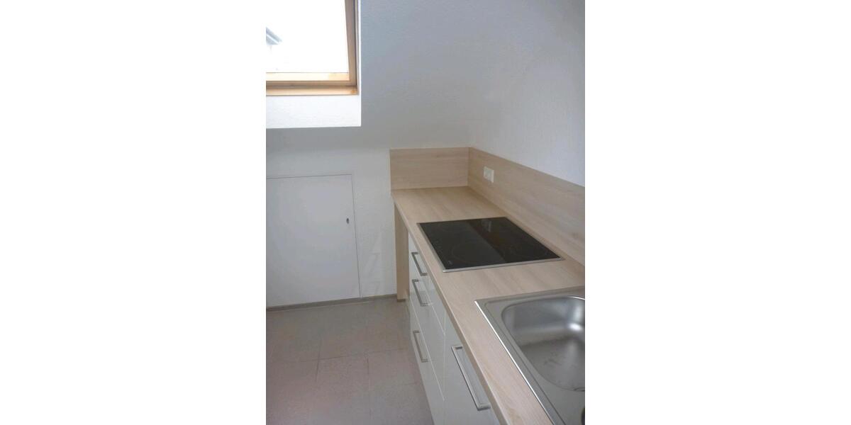 Dachgeschoßwohnung Backnang - 3 Zimmer, 68 m&sup2;, 259.000&euro; | Angebot:26032036