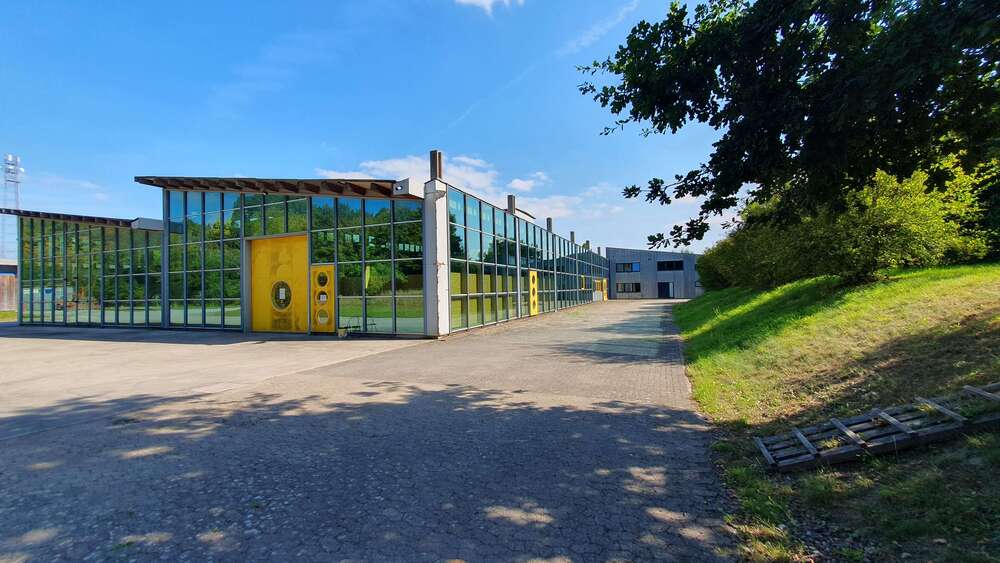 Gewerbeobjekt Bad Salzuflen-Lockhausen Lockhausen - 2.999.000&euro; | Angebot:23607721
