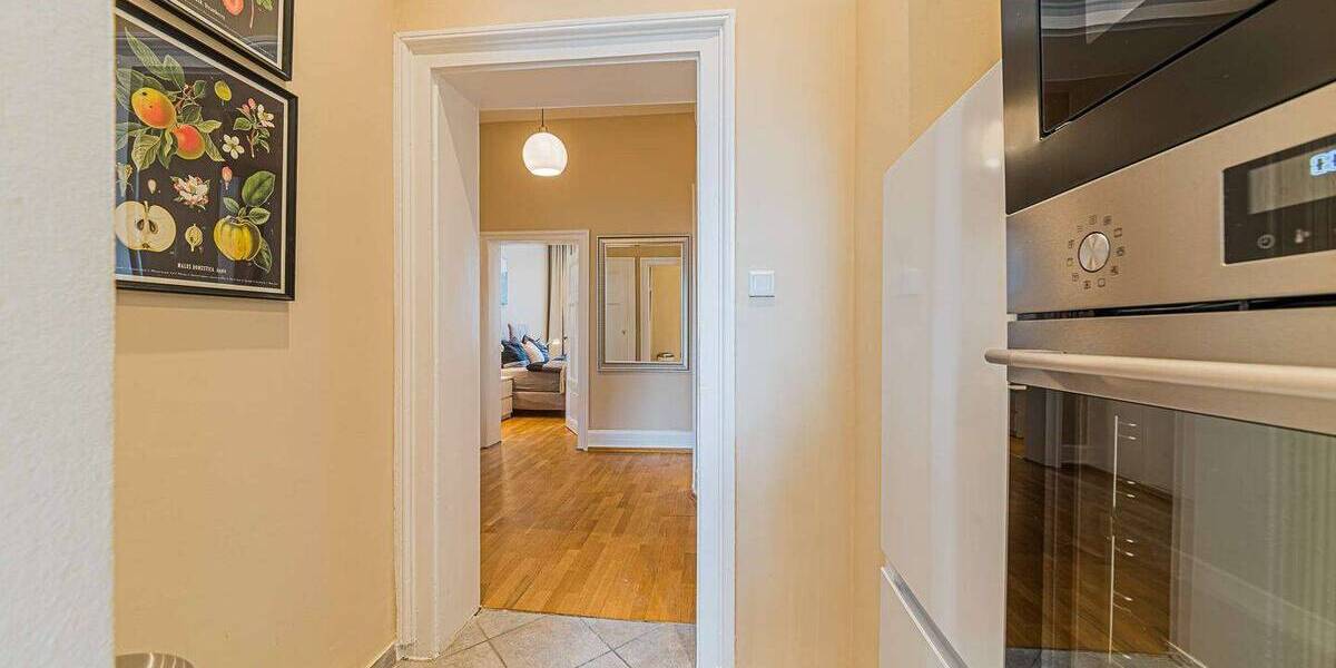 Etagenwohnung Frankfurt am Main Westend-Süd - 3 Zimmer, 72 m&sup2;, 2.720&euro; | Angebot:26840610