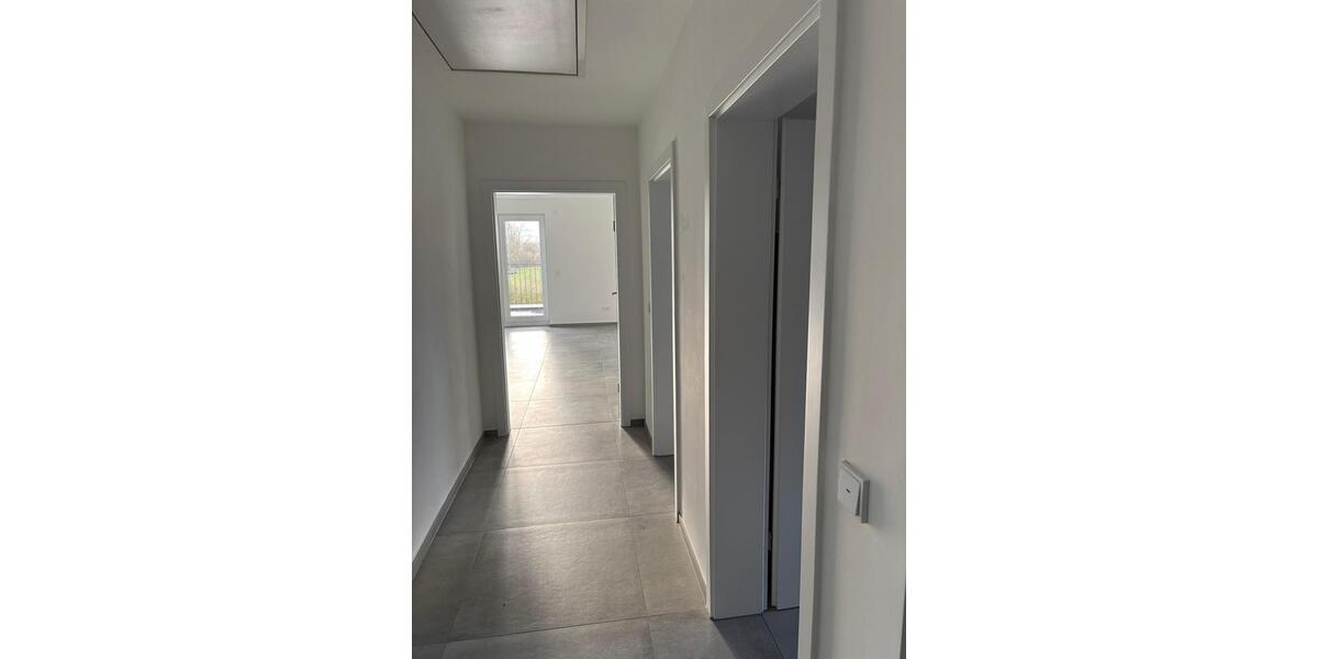 Etagenwohnung Burgdorf - 3 Zimmer, 102 m&sup2;, 1.326&euro; | Angebot:26200895