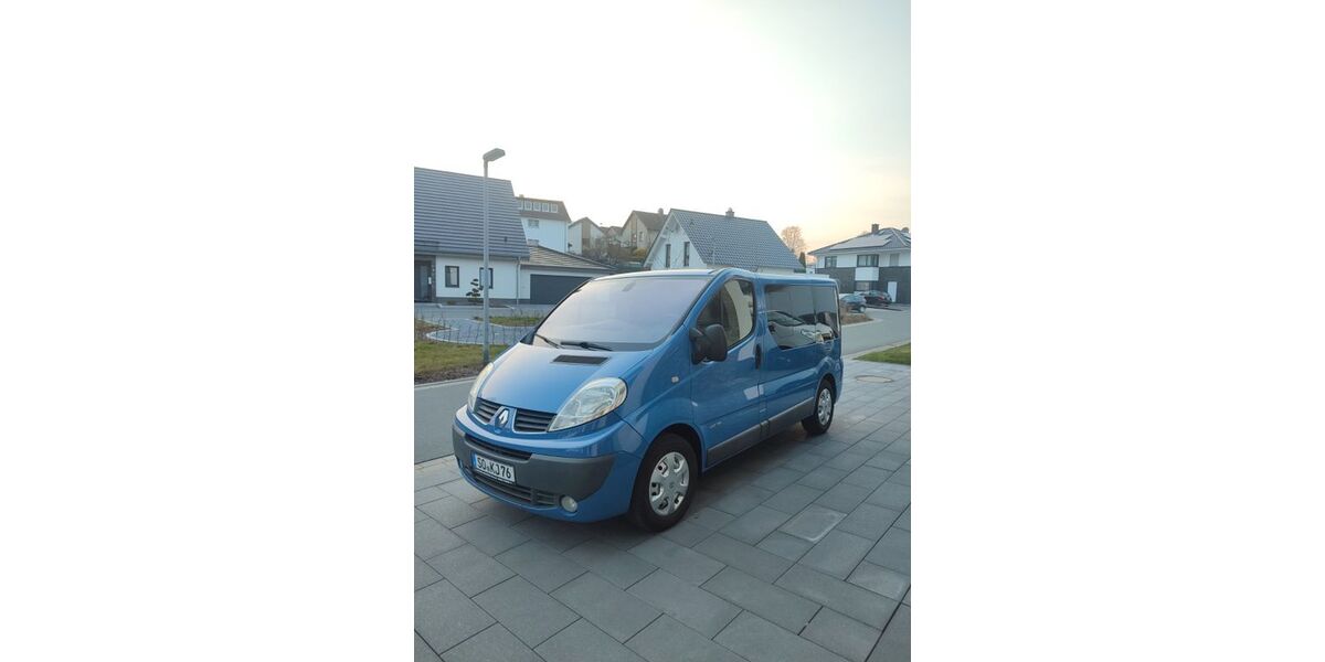 Renault Trafic 233.000 km 9.990 &euro; Warstein 59581