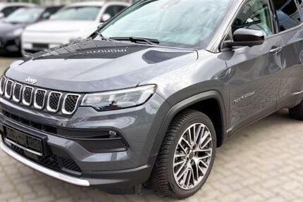Jeep Compass 14.468 km 27.900 &euro; Lüneburg 21337