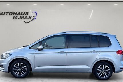 VW Touran 83.000 km 21.900 &euro; Nidderau 61130