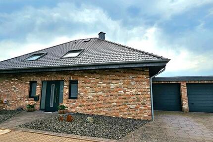 Haus Hüllhorst - 6 Zimmer, 193 m&sup2;, 570.000&euro; | Angebot:27141146