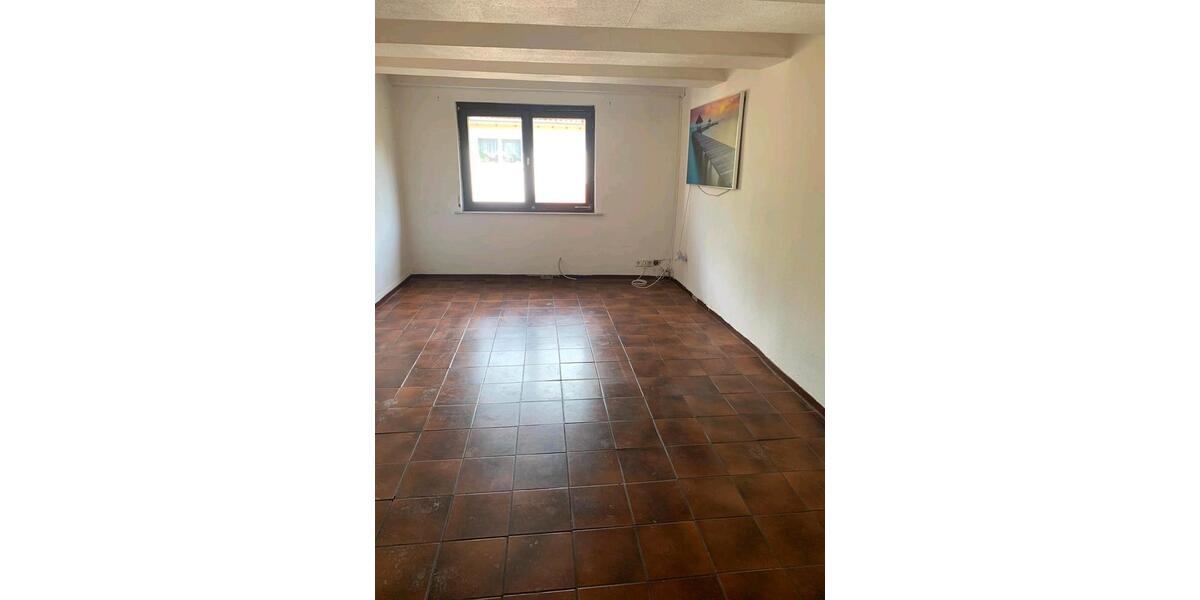 Doppelhaushälfte Rottenburg am Neckar - 4 Zimmer, 135 m&sup2;, 230.000&euro; | Angebot:26679284