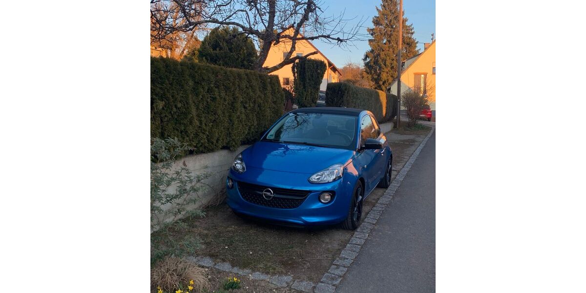 Opel Adam 85.000 km 8.650 &euro; Frickenhausen 72636