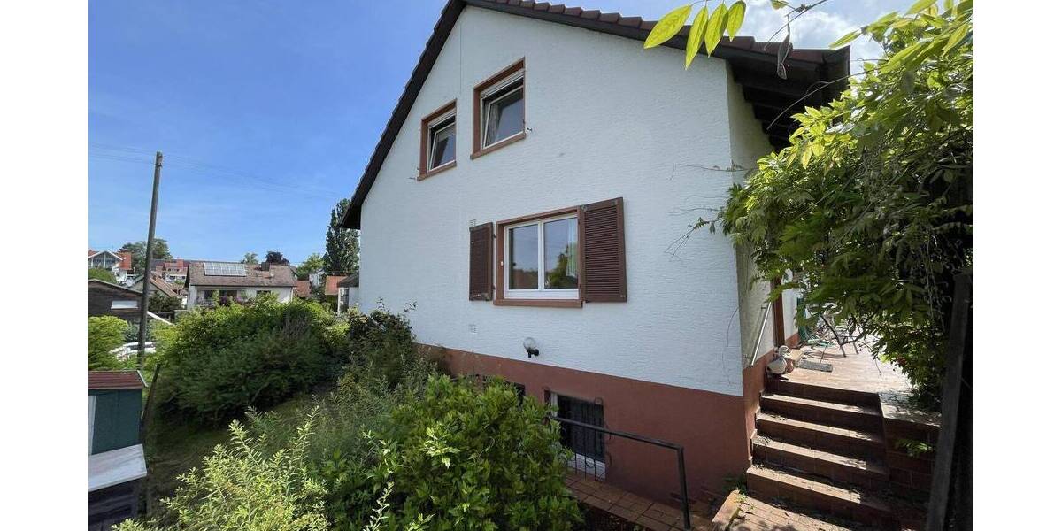 Einfamilienhaus Offenburg Zell-Weierbach - 7 Zimmer, 146 m&sup2;, 495.000&euro; | Angebot:26881908
