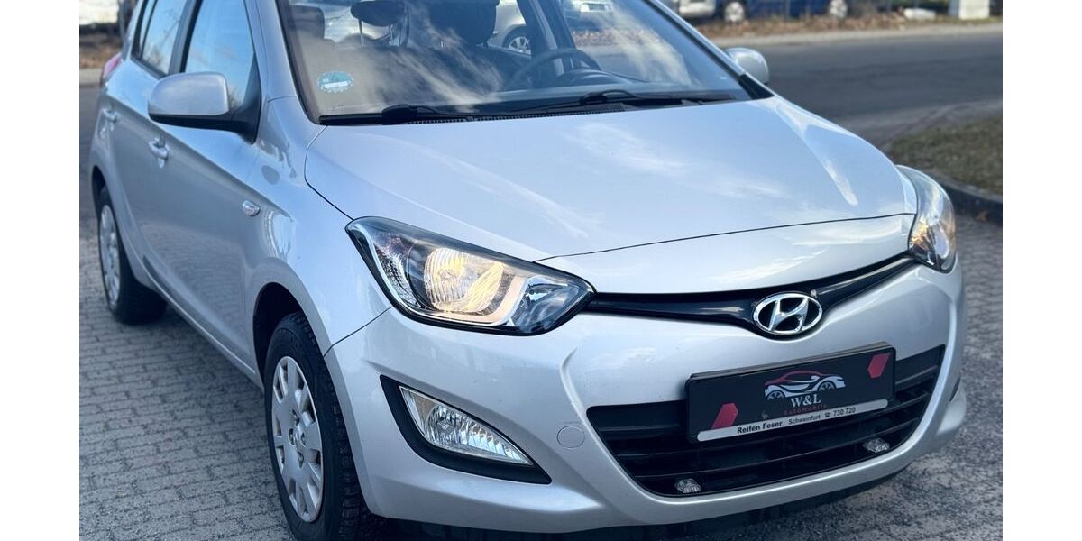 Hyundai i20 108.879 km 3.999 &euro; Wildau 15745
