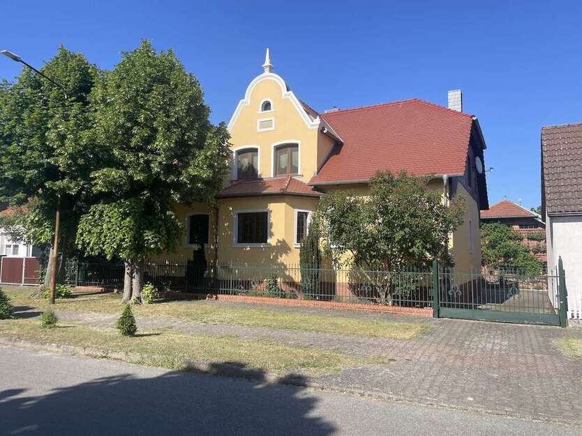 Haus zum Kaufen in Klietz 448.000 € 260 m²