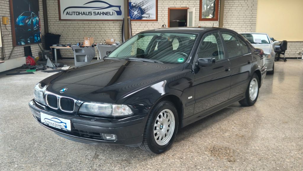 BMW 528 210.000 km 5.990 &euro; Rodenberg 31552