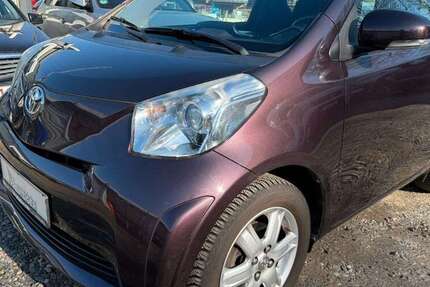 Toyota iQ 95.200 km 4.590 &euro; Hamburg 22179