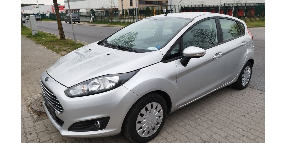 Ford Fiesta 148.600 km 4.500 &euro; Mittenwalde 15749