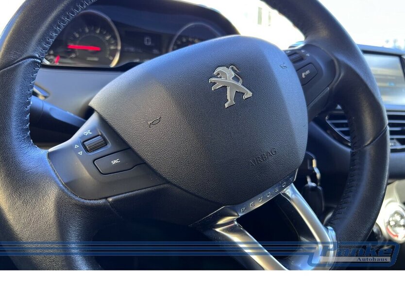 Peugeot 208 Style 1.2*SHZ*5trg*PDC*Klima*Blueto*Tempo* 73.611 km 8.490 € Berlin 13187