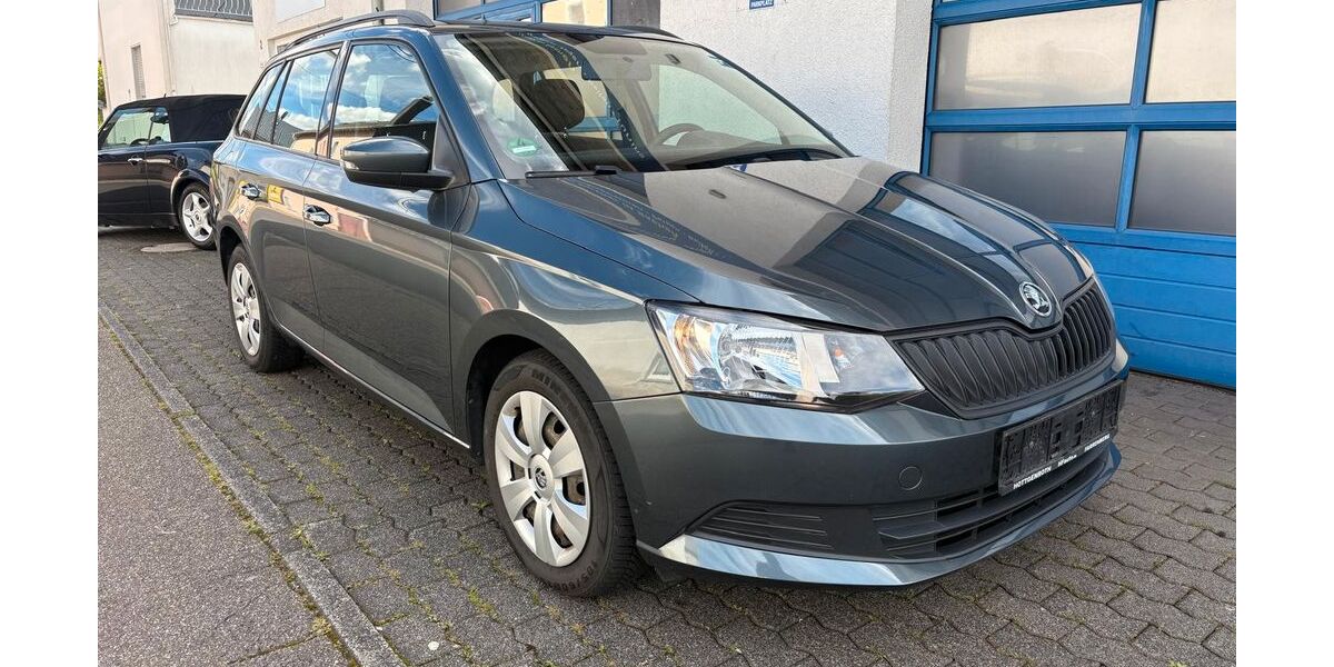 Skoda Fabia 202.000 km 3.990 &euro; Ransbach-Baumbach 56235