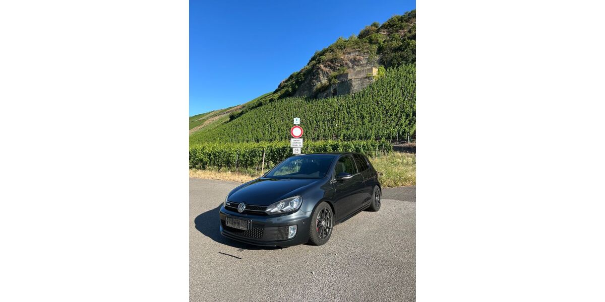 VW Golf 235.000 km 7.499 &euro; Lieser 54470