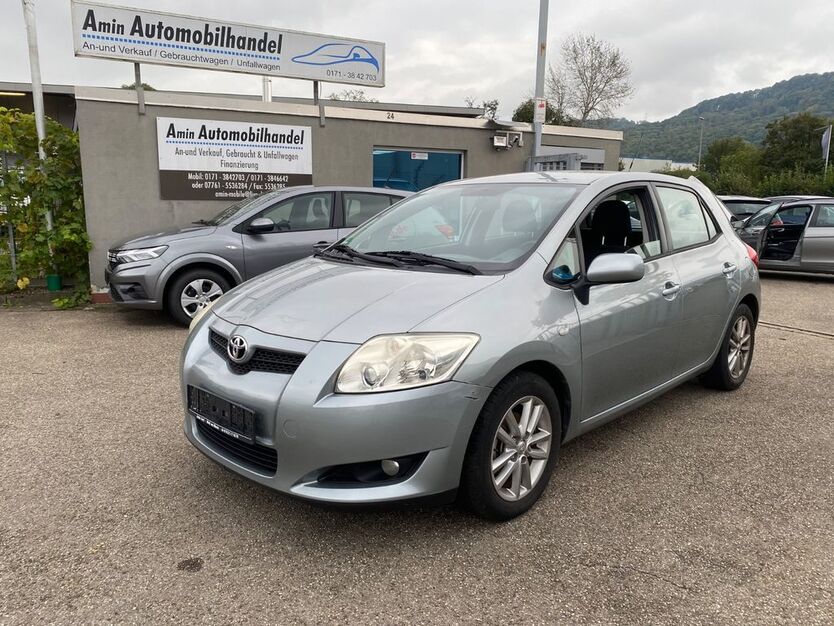 Toyota Auris 86.100 km 3.990 € Bad Säckingen 79713