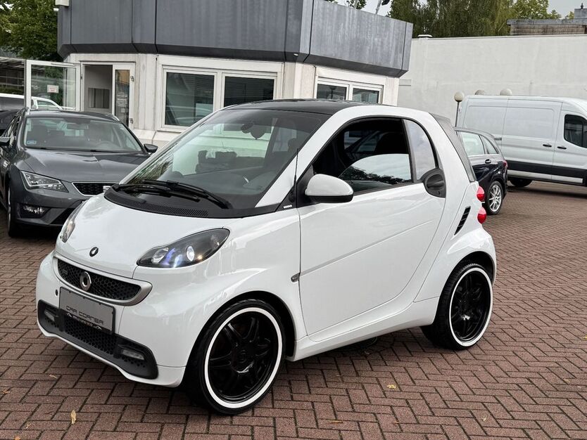Smart ForTwo 112.030 km 8.900 € Hamburg 20537