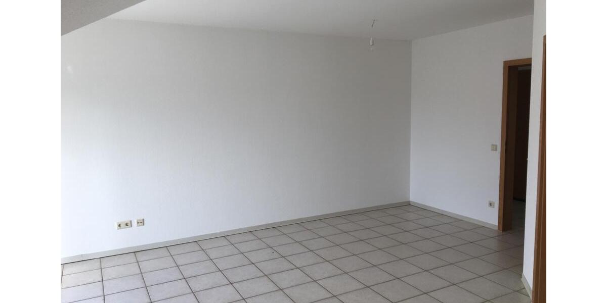 Dachgeschoßwohnung Ludwigshafen am Rhein Edigheim - 2 Zimmer, 54 m&sup2;, 695&euro; | Angebot:25422686