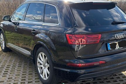 Audi Q7 171.000 km 29.999 &euro; Grafschaft 53501