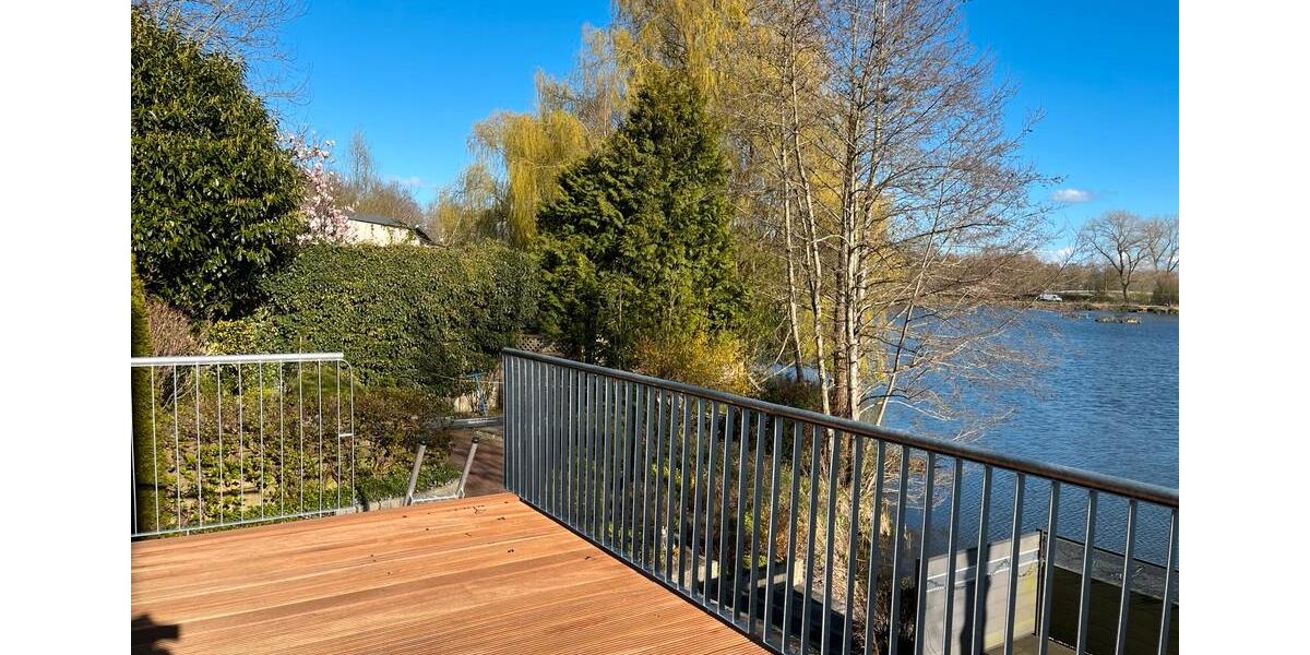 Etagenwohnung Kellinghusen - 9 Zimmer, 280 m&sup2;, 2.400&euro; | Angebot:26113327