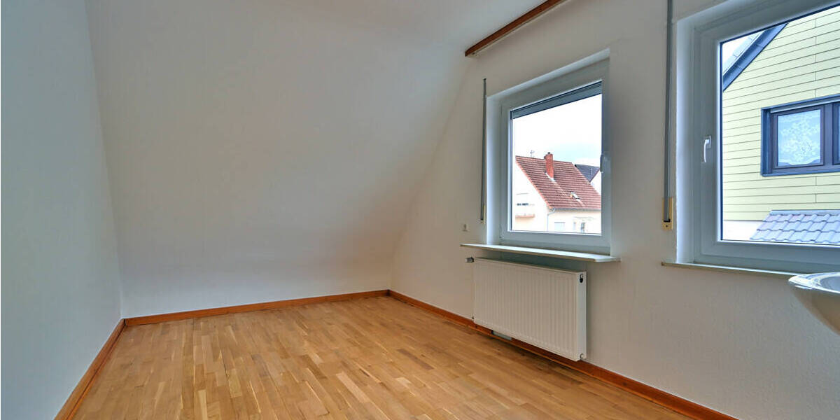 Einfamilienhaus Ramstein-Miesenbach Miesenbach - 6 Zimmer, 182 m&sup2;, 1.950&euro; | Angebot:26359656