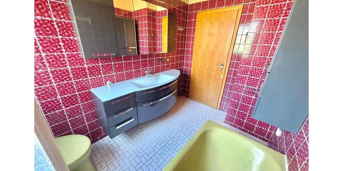 Einfamilienhaus Eschwege - 7 Zimmer, 228 m&sup2;, 245.000&euro; | Angebot:27111660