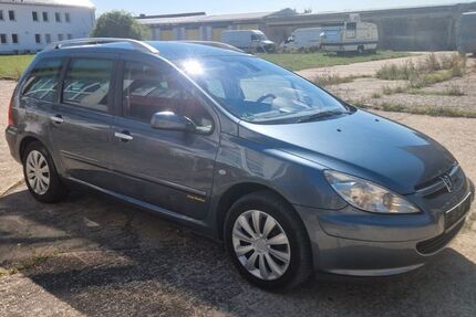 Peugeot 307 206.000 km 1.300 € Schkopau 06258