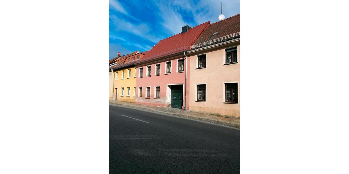 Reihenhaus Kamenz - 9 Zimmer, 130 m&sup2;, 67.000&euro; | Angebot:26250670