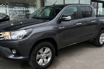 Toyota Hilux 238.000 km 19.999 &euro; Kolbermoor 83059