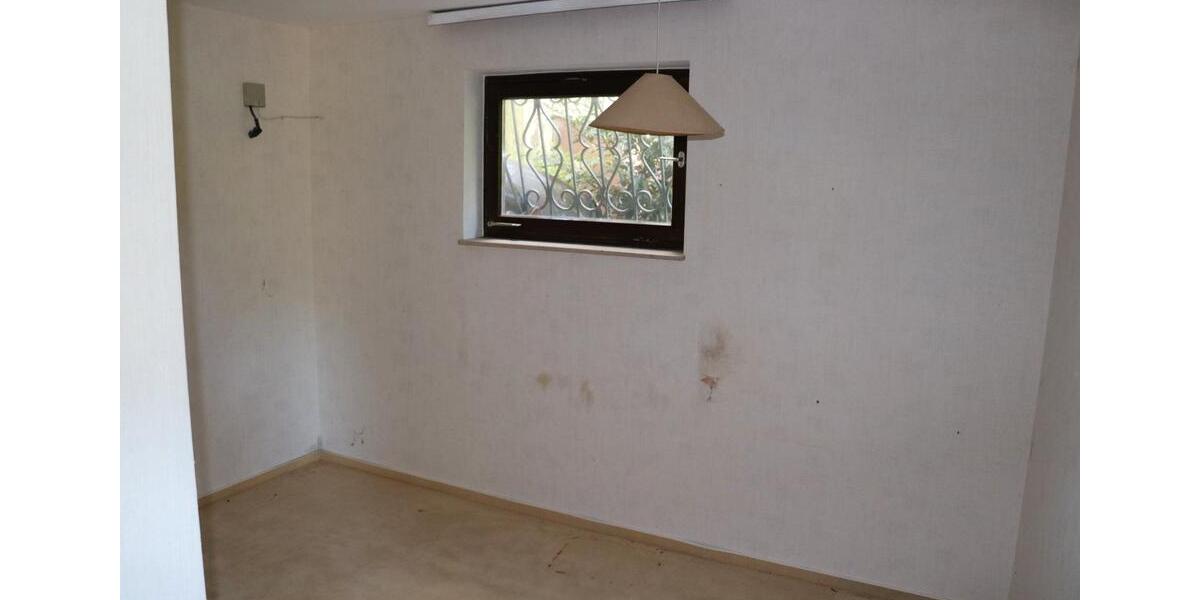 Einfamilienhaus Weinheim - 4 Zimmer, 130 m&sup2;, 350.000&euro; | Angebot:26691396