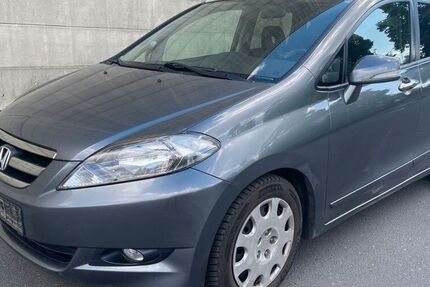 Honda FR-V