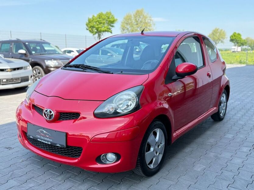 Aygo (X)