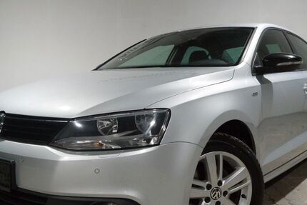 VW Jetta 222.649 km 4.999 € Bous 66359