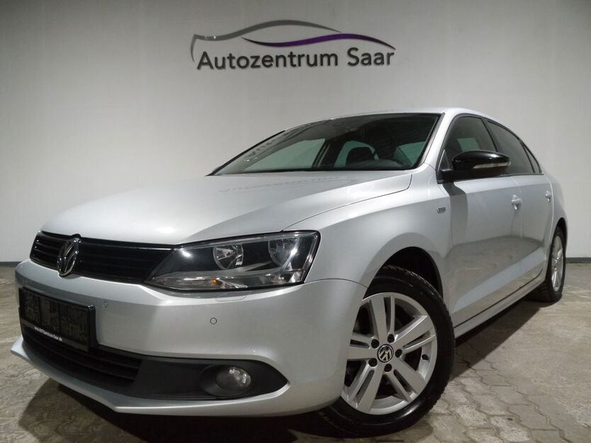 VW Jetta 222.649 km 5.399 € Bous 66359