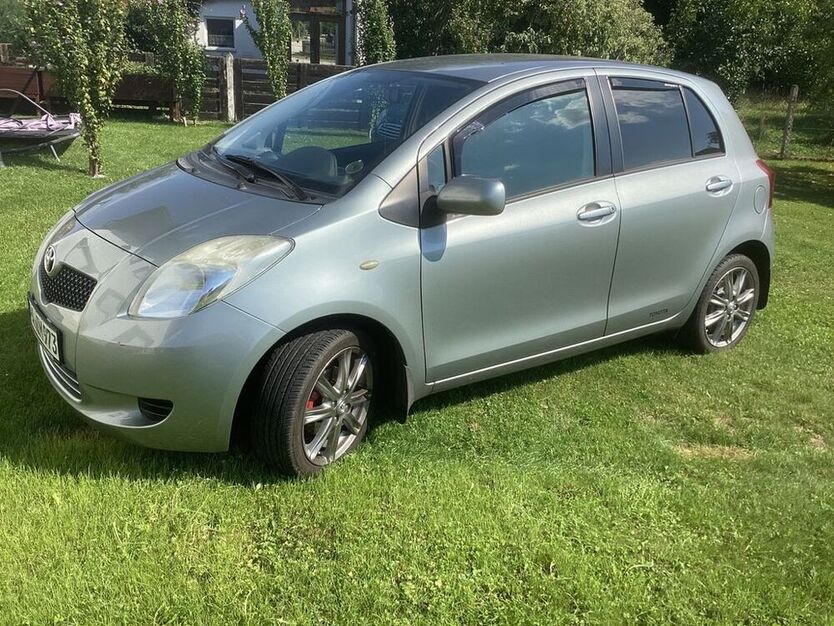 Yaris
