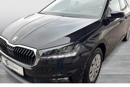 Skoda Fabia 26.654 km 16.690 &euro; Emden 26723