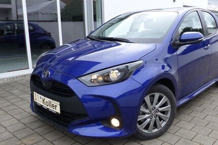 Toyota Yaris 20.000 km 18.990 &euro; Bad Gögging 93333